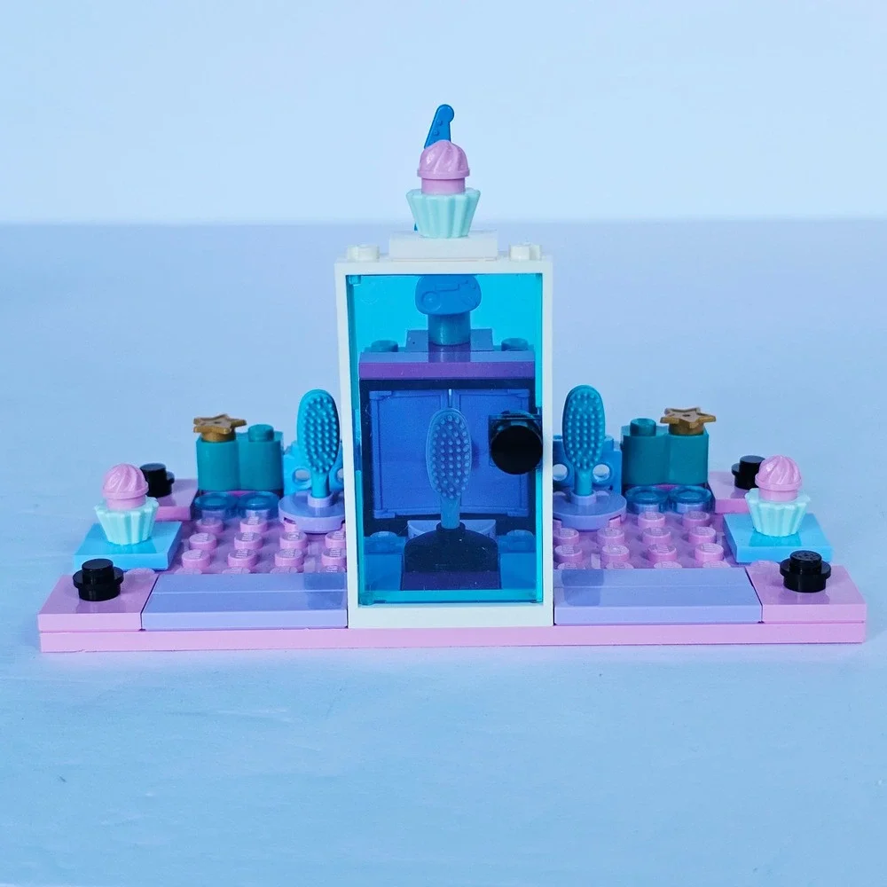 LEGO Friends Pop Star Vanity Dressing Room Set Pink Purple Blue Cupcakes Stars